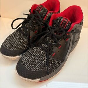 Youth Black and Red Basketball Shoes - Size 5